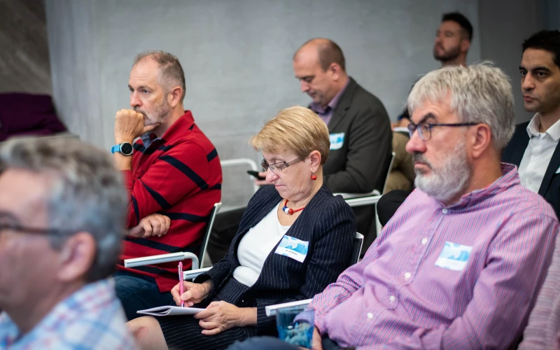 Meetup (50)