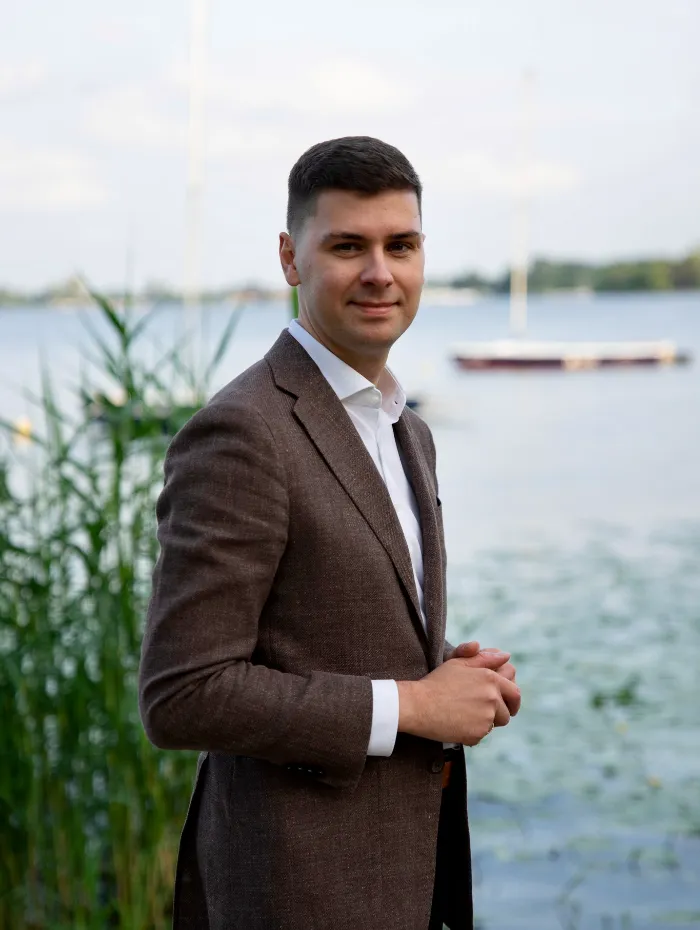 PAWEL TOKARZEWSKI